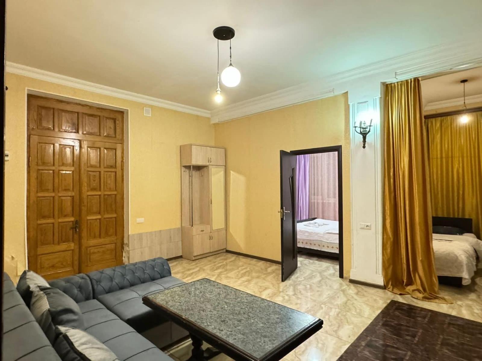 Benene'S Apartments Тбілісі Екстер'єр фото