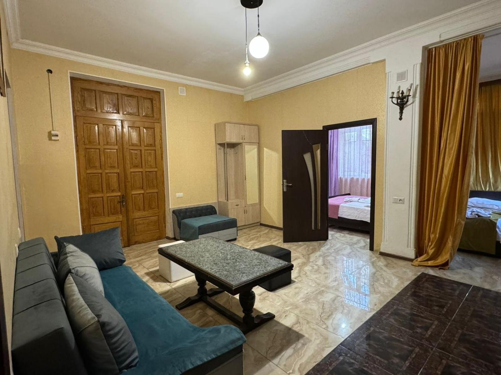 Benene'S Apartments Тбілісі Екстер'єр фото
